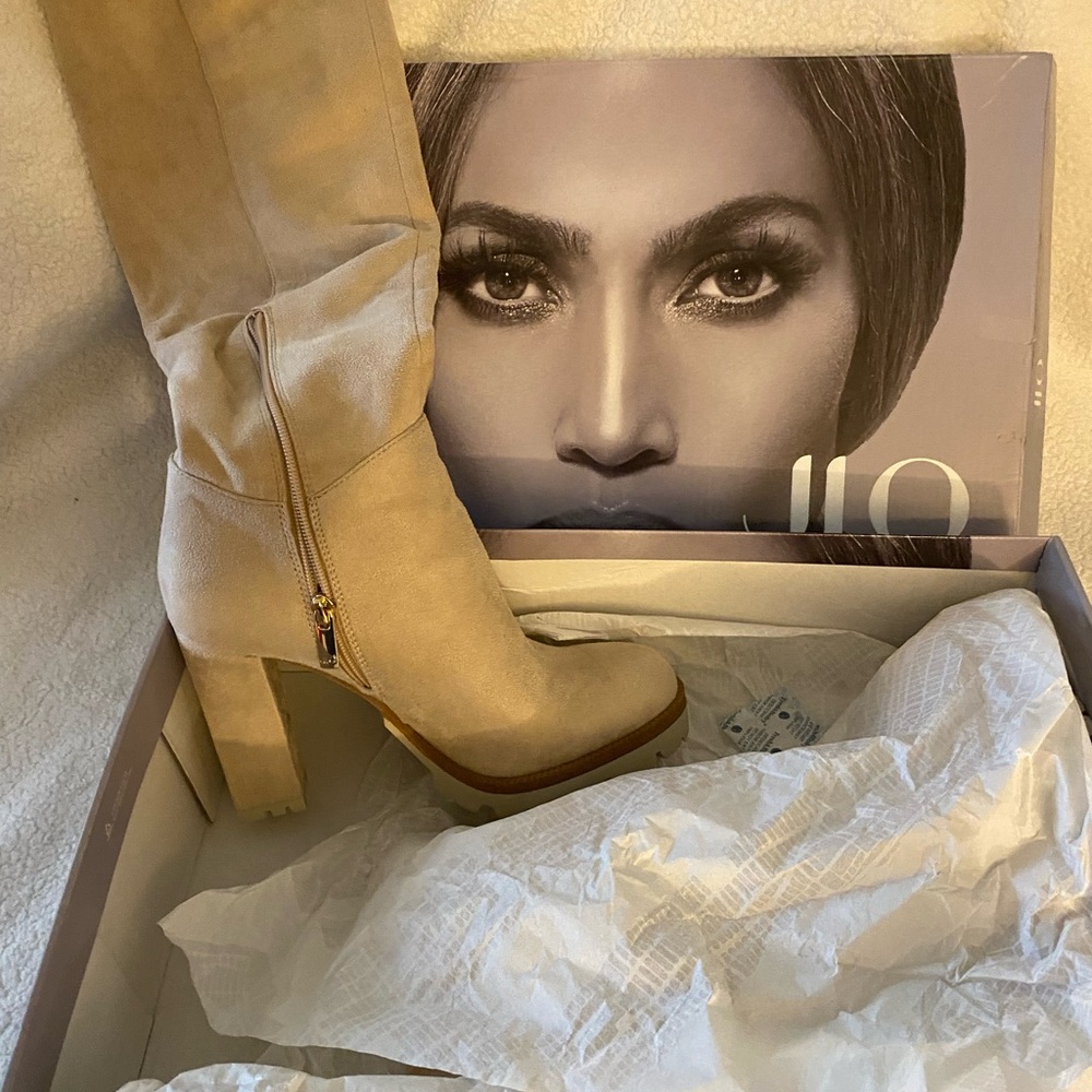 Jennifer Lopez Women's Tan High Heel Boots